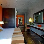 Baia Dei Turchi Hotel Resort (Adults Only)