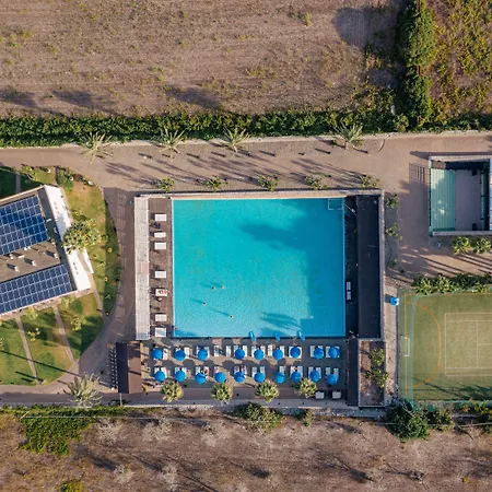 מלון Baia Dei Turchi (adults Only) 4*
